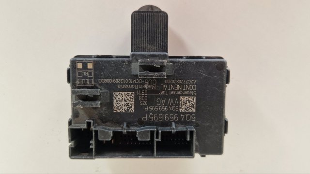 Блок комфорту задніх дверей 5Q4959595P VAG