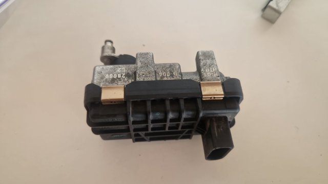 Блок управління турбіною 6NW009660 GARRETT