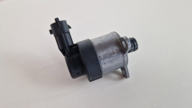 Клапан регулювання тиску, редукційний клапан ТНВД 928400652 BOSCH
