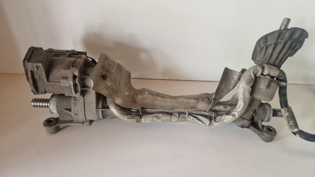 Рульова рейка AV6C3D070RE FORD