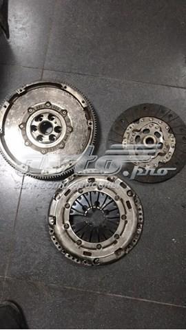 Комплект зчеплення (диск, корзина, підшипник) 03G141015G VAG