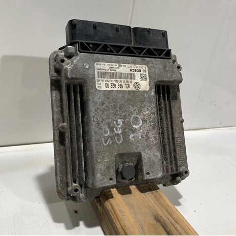 Блок двигуна 03L906022RD VAG