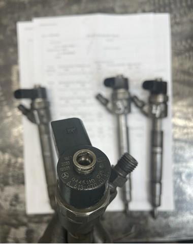 Форсунка паливна 0445110035 BOSCH