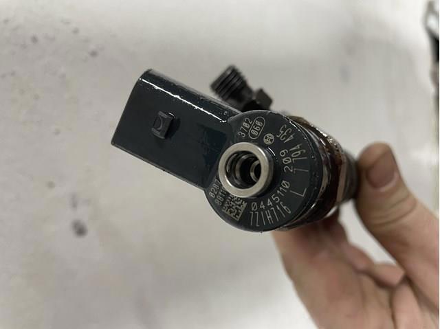 Форсунки електромагнітні 0445110209 BOSCH