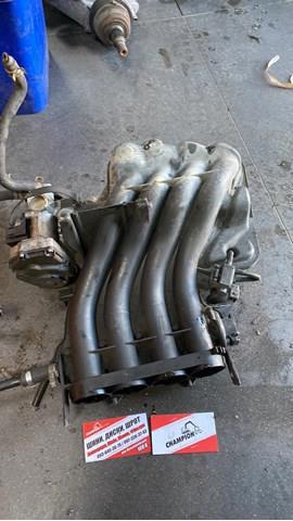 Колектор впуск верхній 06A133205G VAG
