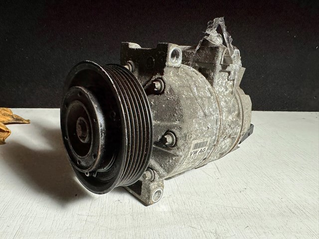 Компресор кондиціонера 1K0820859D VAG