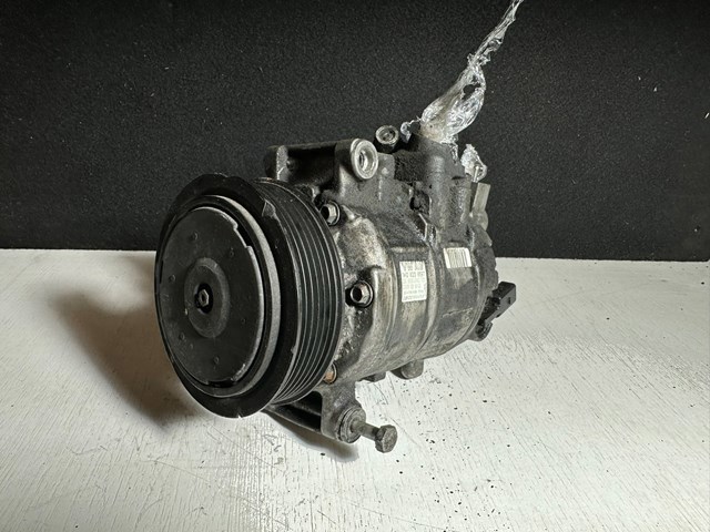 Компресор кондиціонера 1K0820859T VAG