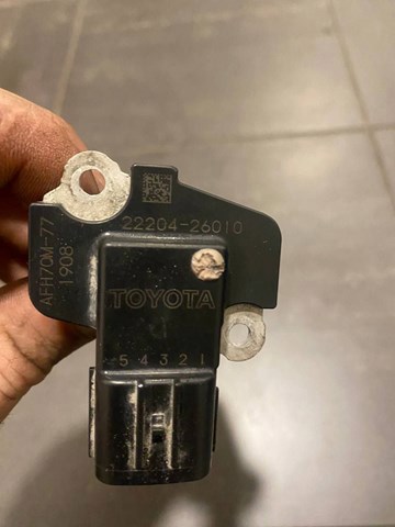 Датчик впуску повітря 2220426010 TOYOTA