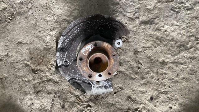 Цапфа поворотна права 3121676444403 BMW