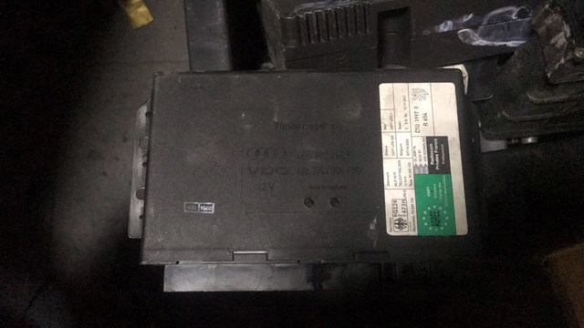 Блок управління центральним замком 4B0962258E VAG