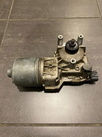 Двигун склоочисника лобового скла (трапеції) 8511005070 TOYOTA