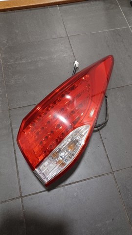 Задній правий зовнішній ліхтар 924023Z000 HYUNDAI