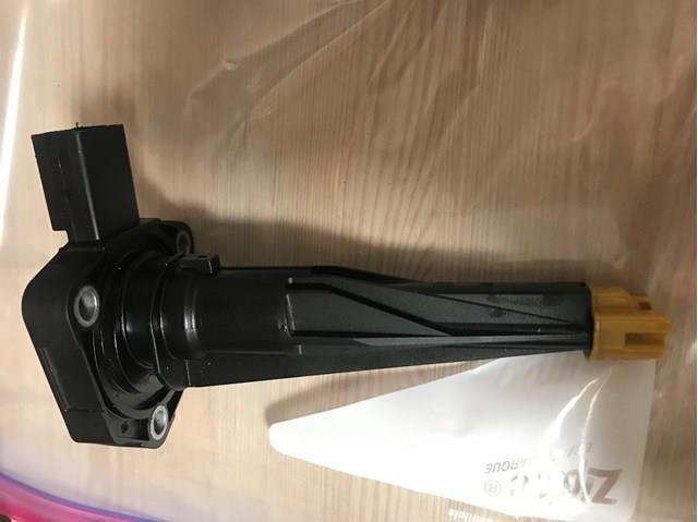 Датчик рівня масла двигуна A0919057101 MERCEDES