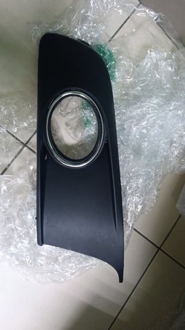 Заглушка, решітка протитуманних фар бампера переднього, ліва 1T0853665P VAG