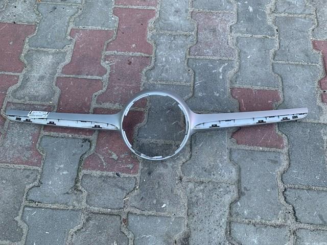 Облицювання радіатора 2058880560 MERCEDES