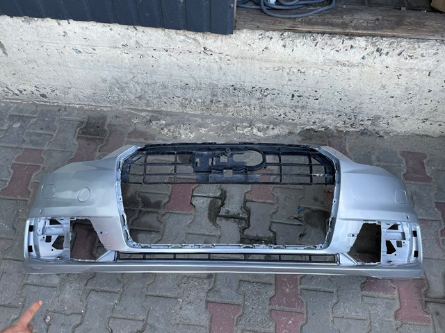 Кожух бампера переднього 4G0807437S VAG