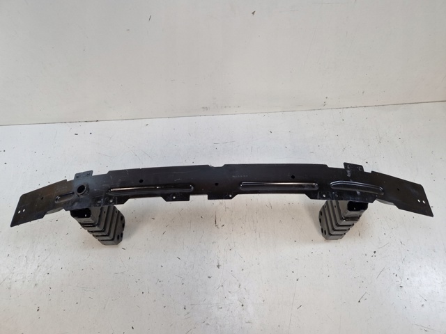 Підсилювач бампера переднього 51118738936 BMW