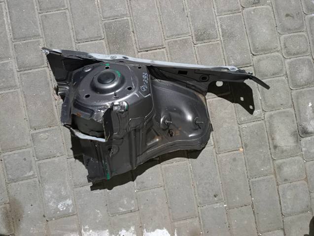 Панель бризковика моторного відсіку, ліва 5Q0805115 VAG
