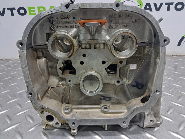 Головка блоку циліндрів (ГБЦ), права 06E103792C VAG