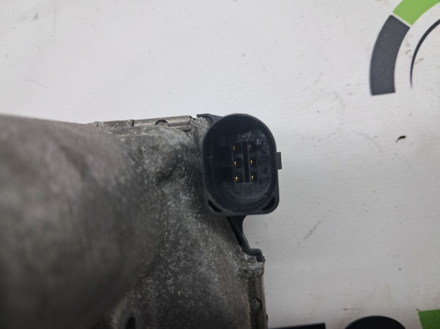 Заслінка повітряна 06K133062R VAG