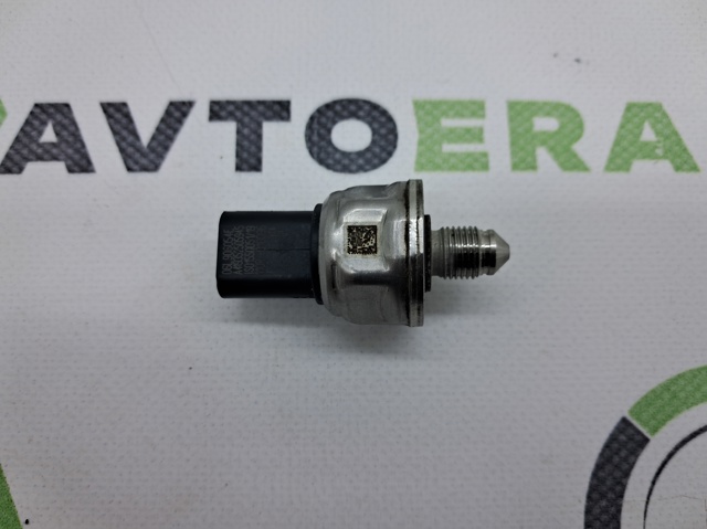Датчик тиску палива 06L906054E VAG