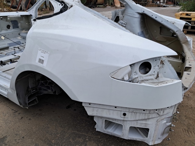 Крило заднє ліве 1031638S0A TESLA