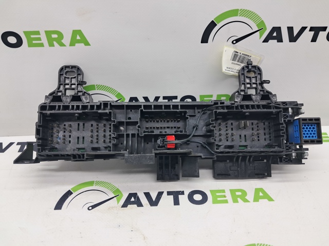 Коробка запобіжників 109440500D TESLA