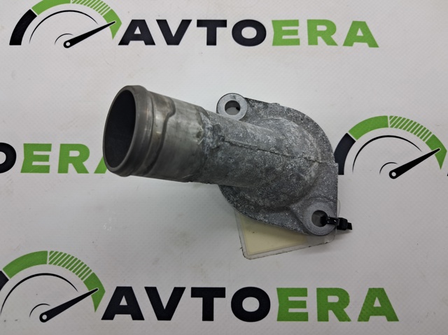 Кришка термостата 13049JA01A NISSAN