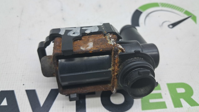 Клапан абсорбера паливних парів 14935JF01C NISSAN