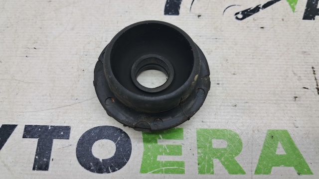 Подушка радіатору нижня 165350V010 TOYOTA