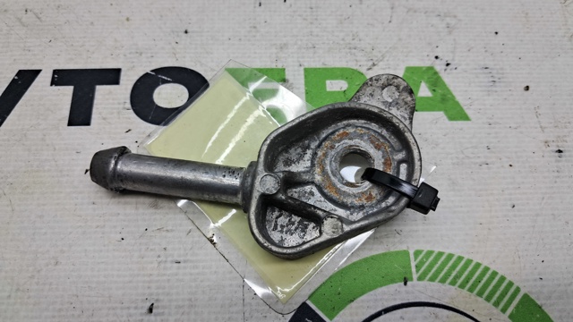 Кронштейн задньої подушки глушника 18307935433 BMW