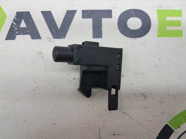 Вимикач контролю положення ручного гальма 1J0947561 VAG