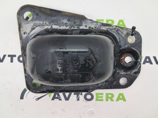 Кронштейн задньої балки 1K0505130L VAG