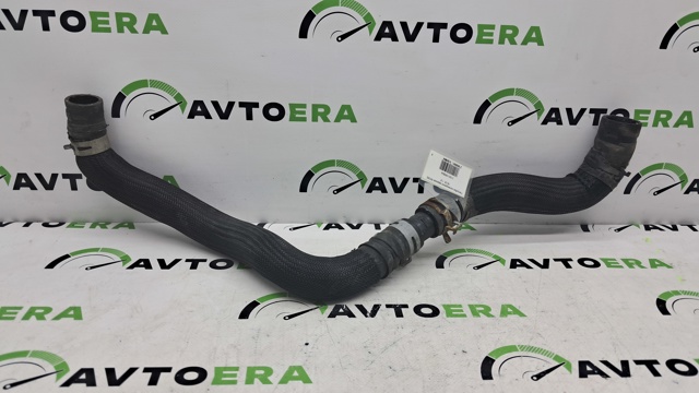 Шланг/патрубок радіатора охолодження, верхній 215015RB0A NISSAN