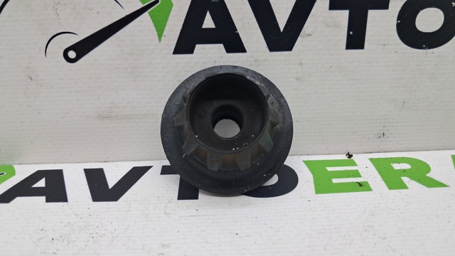 Подушка радіатору нижня 215075NN0A NISSAN