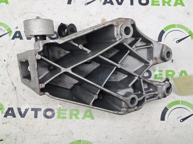 Ліва подушка двигуна 22116860495 BMW