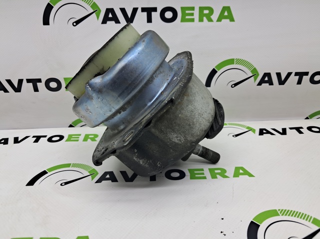 Права опора двигуна 22116865146 BMW