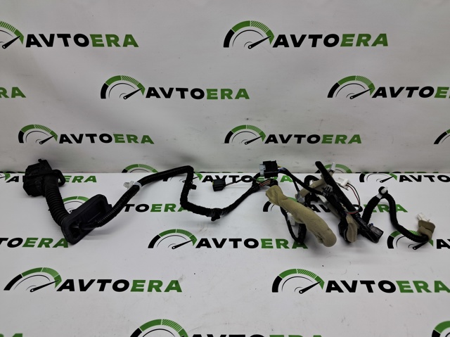 Електропроводка передніх дверей 241256RH4B NISSAN