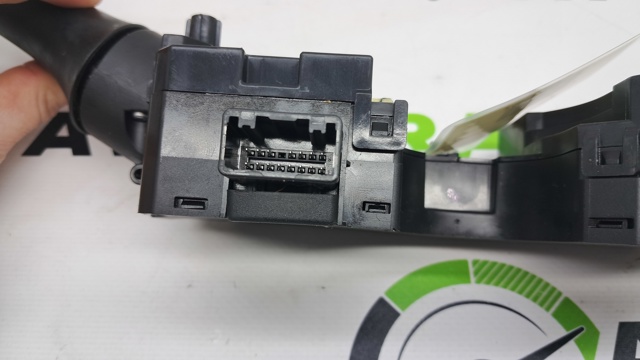 Перемикач підрульовий, в зборі 255605NM1A NISSAN