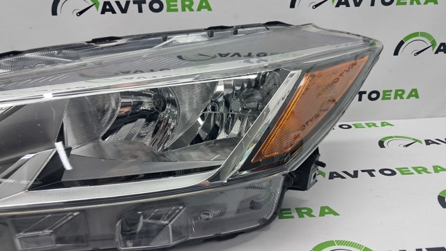 Фара 260605R00A NISSAN