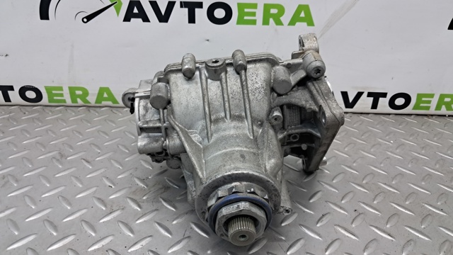 Раздатка (коробка роздавальна) 27107646889 BMW