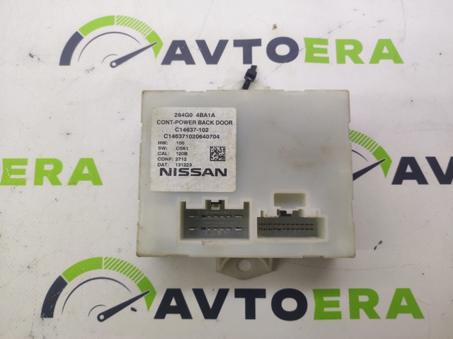 ЕБУ відкриття кришки багажника / двері 3-й (5-й) 284G04BA1A NISSAN