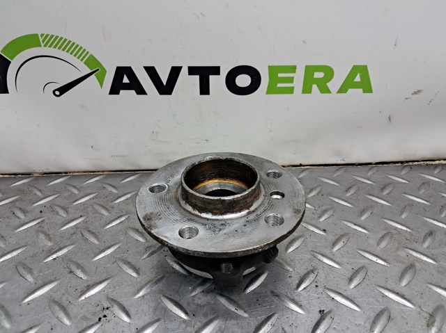 Маточина колеса передня 31206874443 BMW