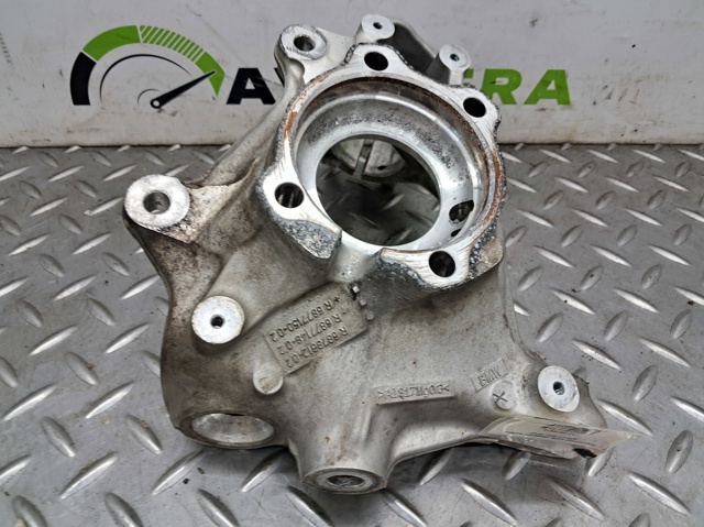 Кулак поворотний передній правий 31216878612 BMW