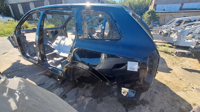 Крило заднє ліве 31416317 VOLVO
