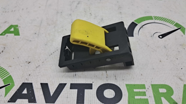 Важіль відкривання капота 31457172 VOLVO