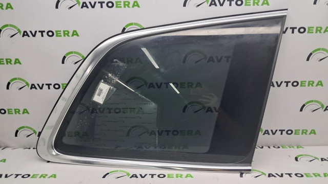 Скло багажного відсіку, праве 31468147 VOLVO