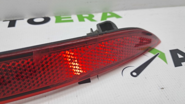 Правий відбивач бампера 31468557 VOLVO