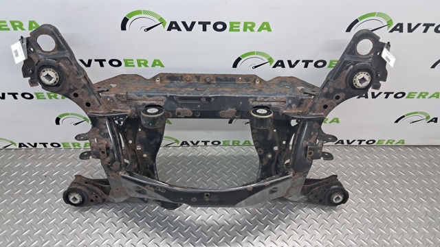 Балка задньої підвіски поперечна 31681543 VOLVO