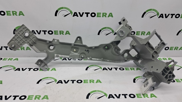 Рамка радіатора ліва 31688286 VOLVO